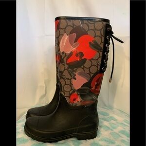 Nine West Oops back up floral lace up rain boots 7
